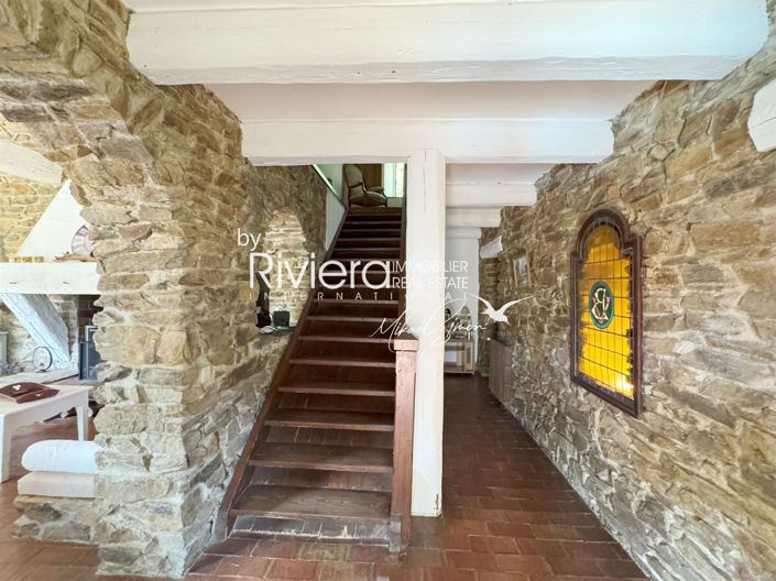 Image No.12-9 Bed House for sale