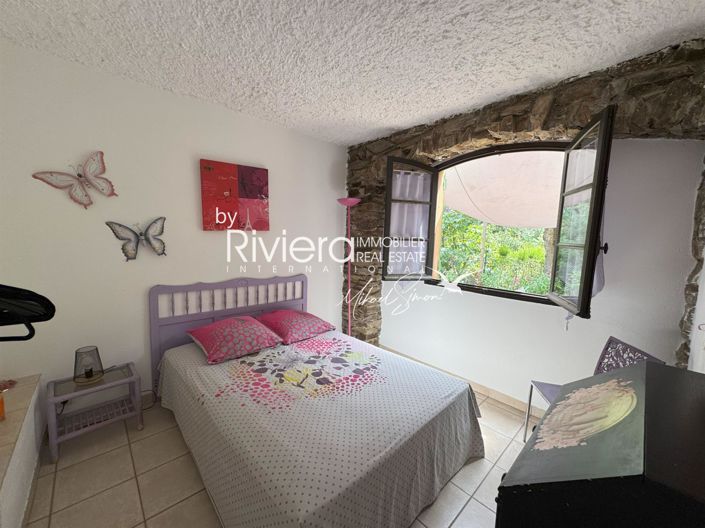 Image No.22-9 Bed House for sale