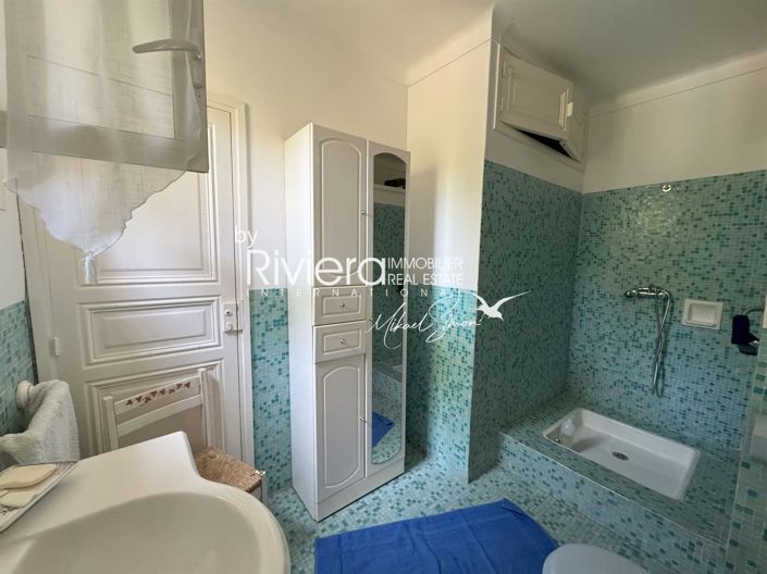 Image No.23-9 Bed House for sale