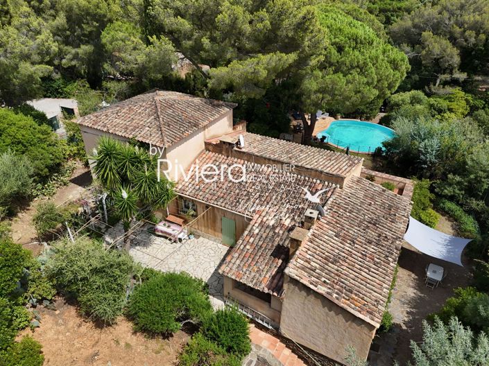 Image No.3-9 Bed House for sale