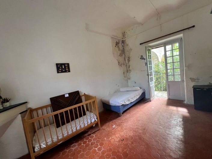 Image No.29-8 Bed House for sale