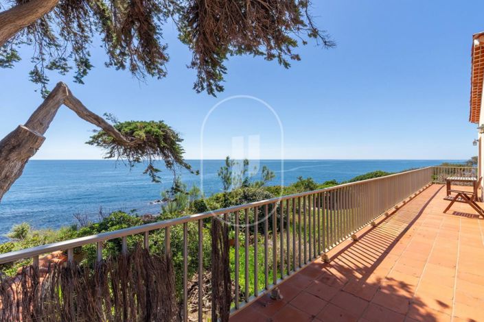 Image No.11-6 Bed House for sale