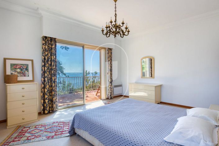 Image No.7-6 Bed House for sale