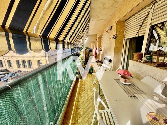 Image No.1-3 Bed Apartment for sale