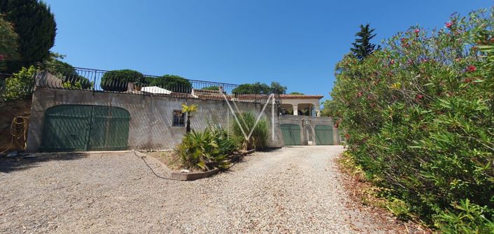 Image No.44-8 Bed House for sale