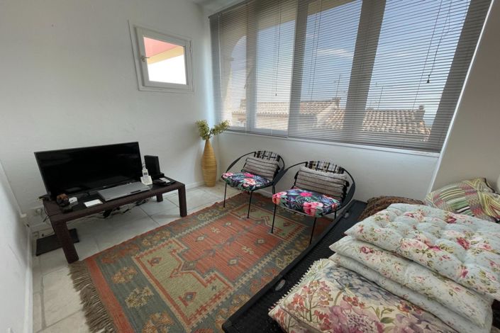 Image No.15-3 Bed House for sale