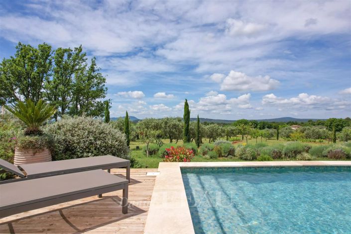 Image No.10-5 Bed House for sale