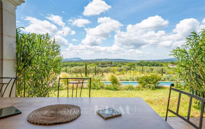 Image No.24-5 Bed House for sale