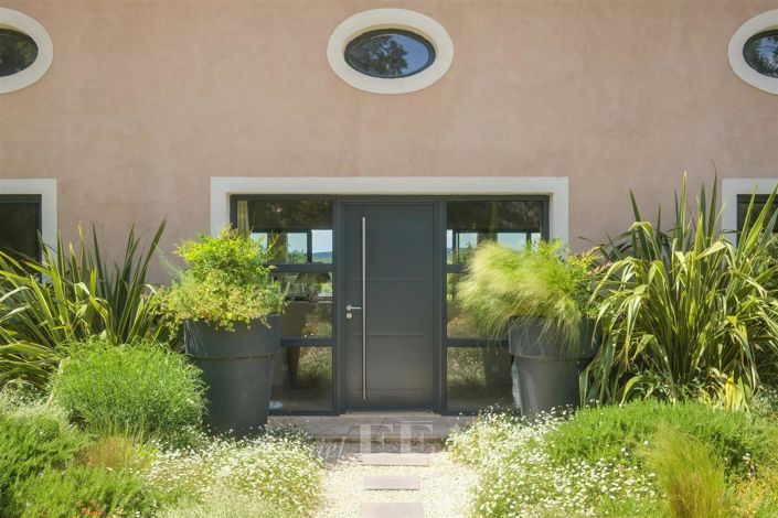 Image No.4-5 Bed House for sale