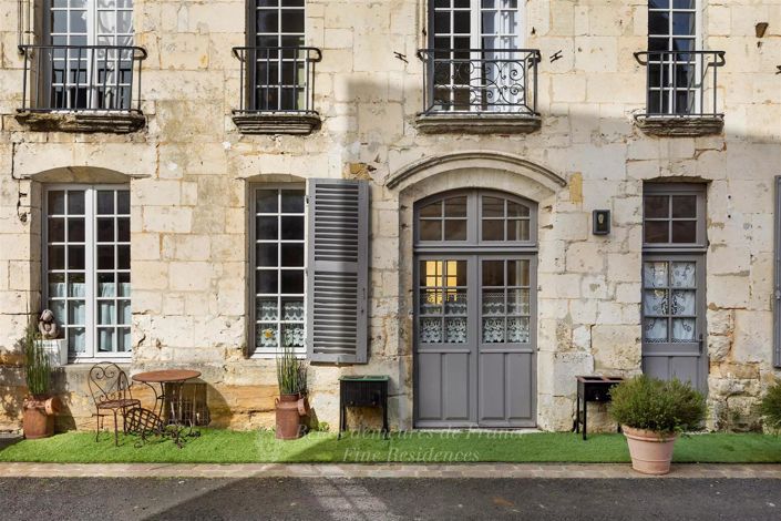 Image No.3-5 Bed House for sale