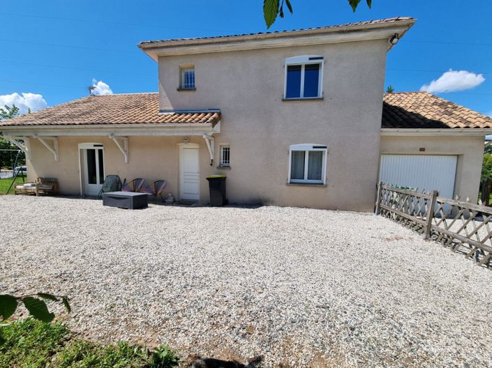 Image No.1-4 Bed House for sale