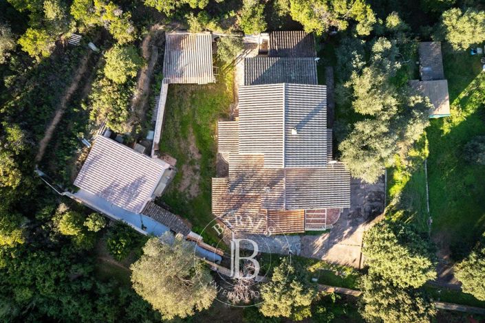 Image No.6-4 Bed House for sale