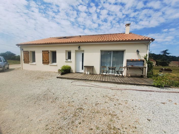 Image No.1-3 Bed House for sale