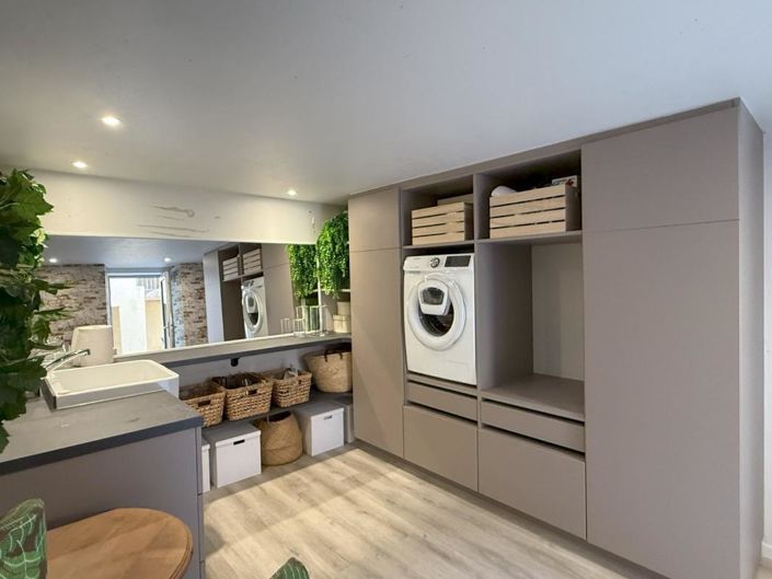 Image No.11-4 Bed House for sale