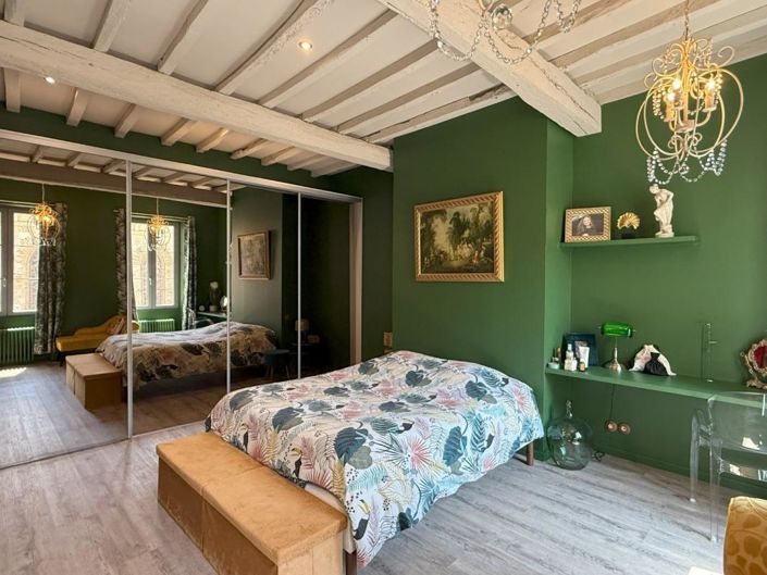 Image No.15-4 Bed House for sale