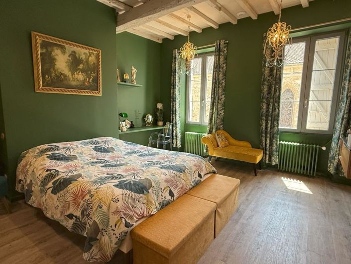 Image No.16-4 Bed House for sale