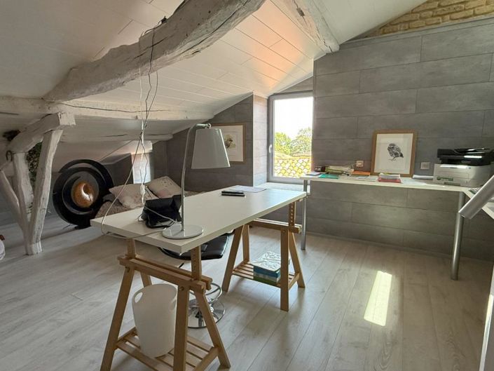 Image No.19-4 Bed House for sale