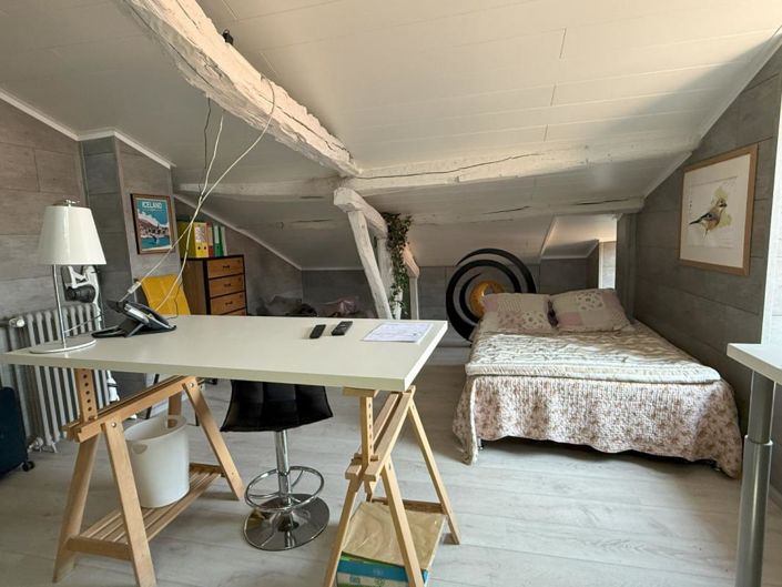 Image No.20-4 Bed House for sale