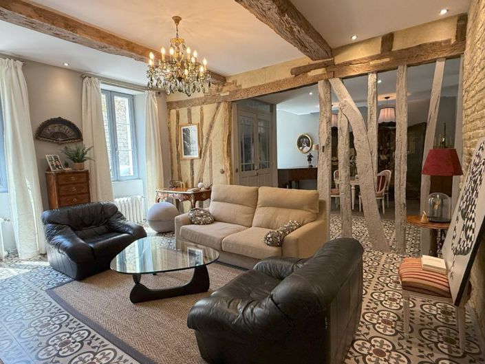 Image No.7-4 Bed House for sale