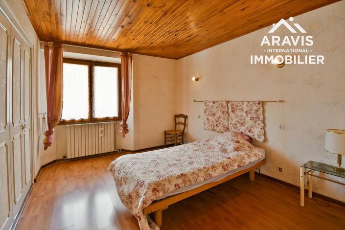 Image No.6-3 Bed House for sale