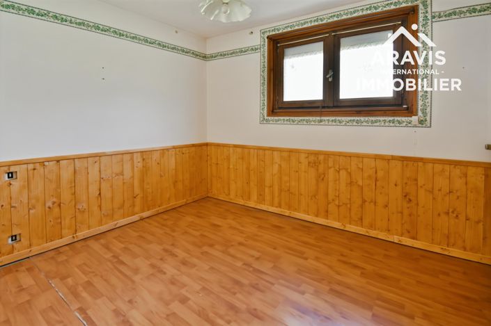 Image No.7-3 Bed House for sale