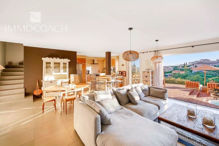 Image No.3-4 Bed House for sale