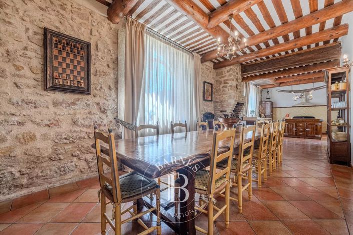 Image No.10-7 Bed House for sale