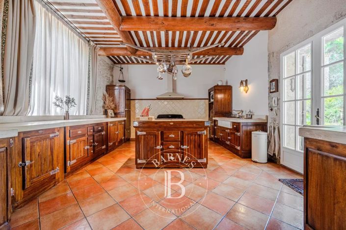 Image No.9-7 Bed House for sale