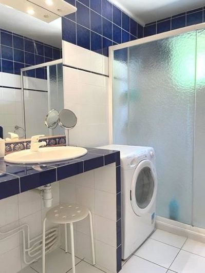 Image No.8-3 Bed House for sale