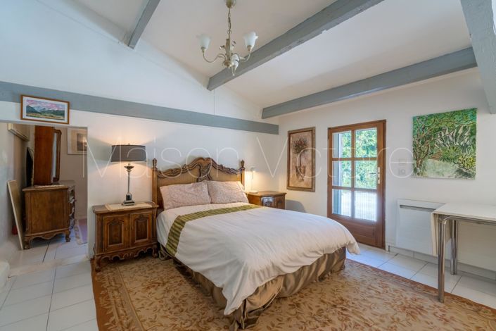 Image No.11-7 Bed House for sale