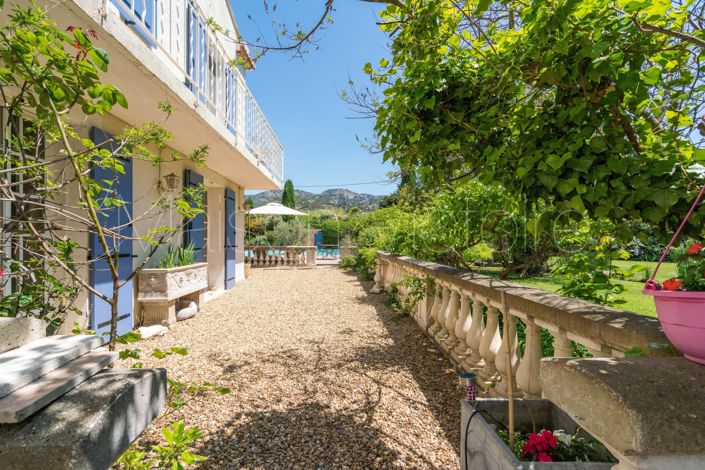 Image No.16-7 Bed House for sale