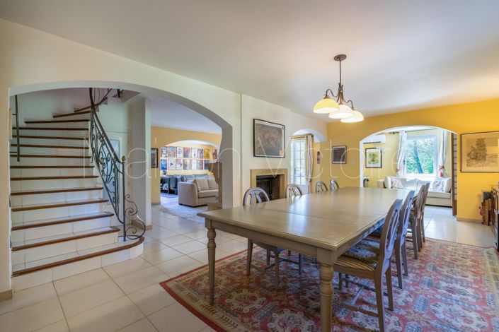 Image No.5-7 Bed House for sale