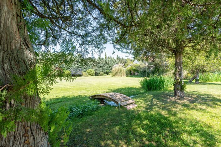 Image No.7-7 Bed House for sale