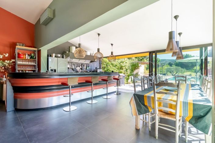 Image No.19-5 Bed House for sale