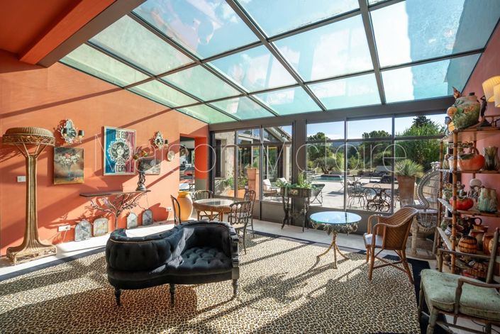 Image No.8-5 Bed House for sale