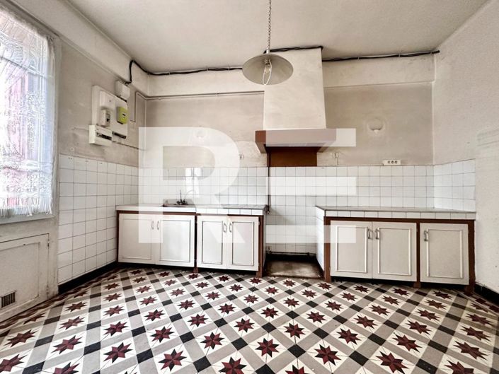 Image No.11-5 Bed House for sale