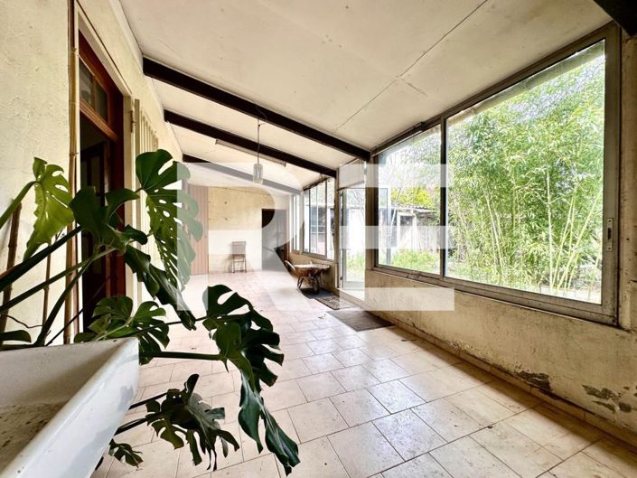 Image No.2-5 Bed House for sale