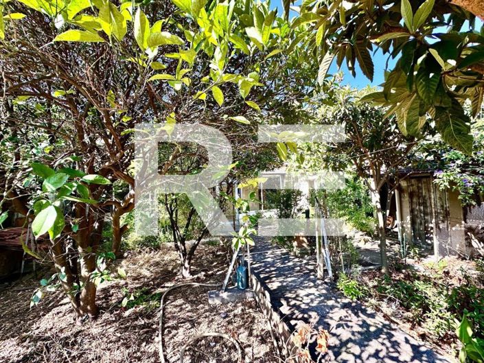 Image No.5-5 Bed House for sale