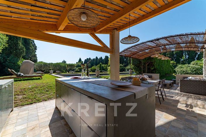 Image No.7-4 Bed House for sale