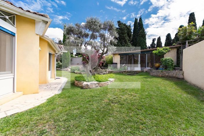 Image No.4-4 Bed House for sale