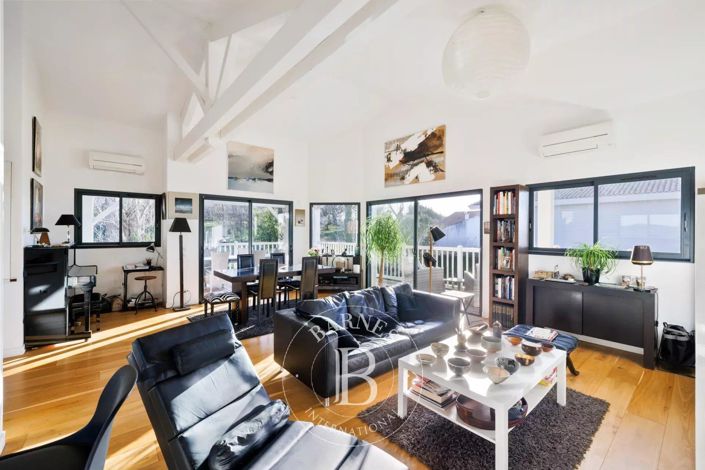 Image No.4-3 Bed House for sale