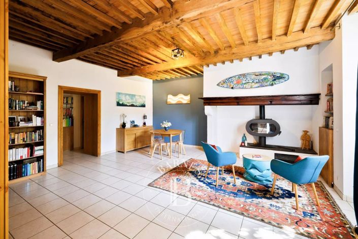 Image No.7-6 Bed House for sale