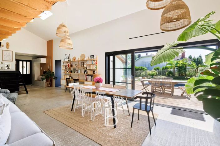 Image No.10-4 Bed House for sale