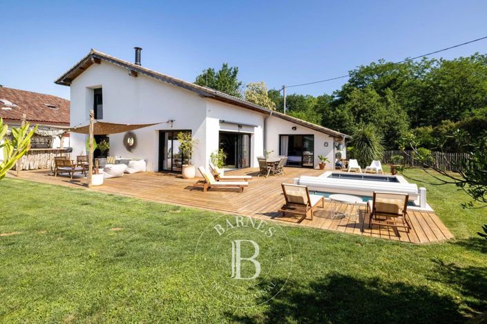 Image No.3-4 Bed House for sale