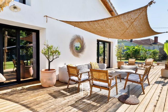 Image No.6-4 Bed House for sale