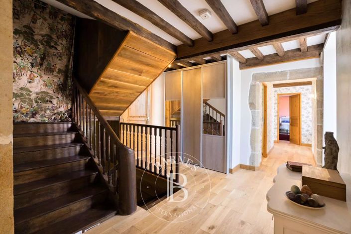 Image No.13-4 Bed House for sale