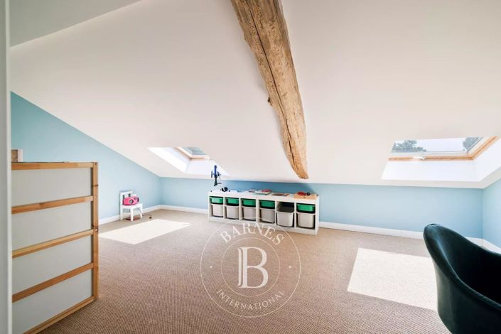 Image No.26-6 Bed House for sale