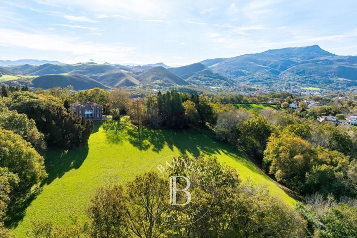 Image No.2-9 Bed House for sale