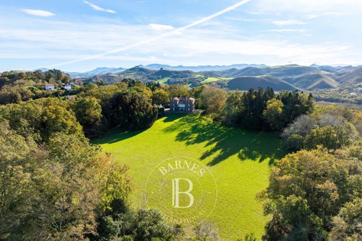 Image No.28-9 Bed House for sale