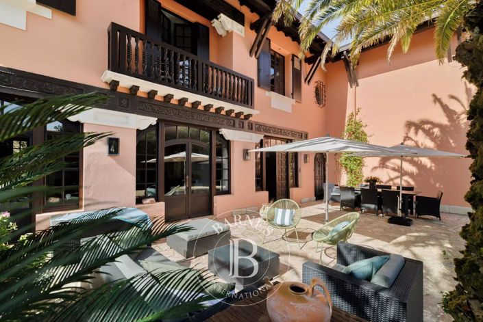 Image No.5-7 Bed House for sale